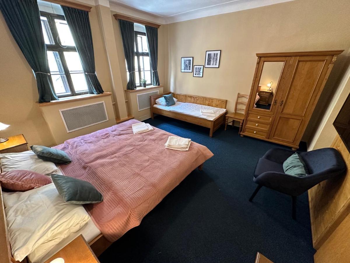 Penzion Hrncir Kutna Hora Room photo